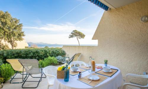 Apartment Les Louvans-2 by Interhome