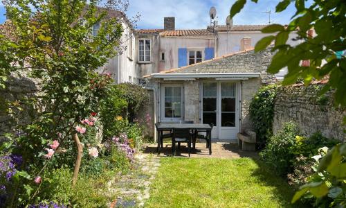 Maison au cœur du château d' Oléron