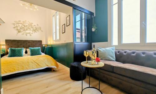 Superb Studio Suite, central