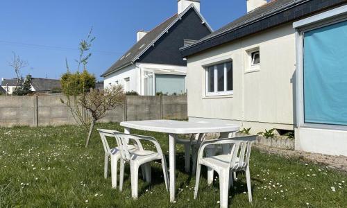 760 - Charmante maison aux Hôpitaux a mi-chemin entre Erquy et la station des Sables d'Or