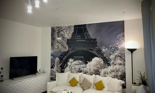 Luxurious PARIS - Facing station - 4 to 8 Pers