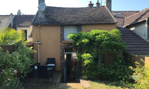 Maisonnette le long du Loing