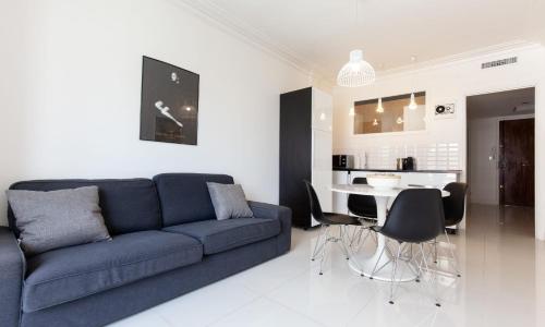 Modern & cozy 150m from the Croisette