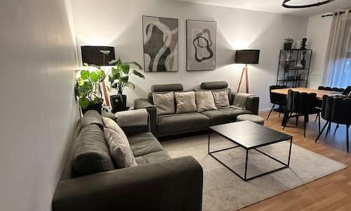 Modern and comfortable apartment ideal for 4 adults and a baby