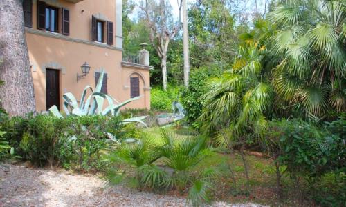 Sabina Trilo Sirolo, in centro con posto auto