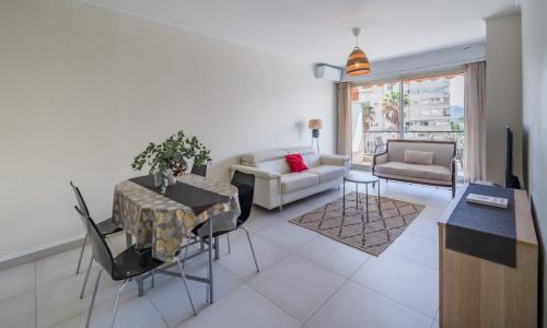 Lovely one bedroom close to the Croisette