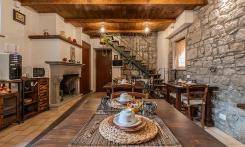 IL RICHIASTRO MEDIEVALE