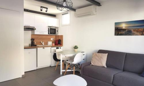 Le Lumineux l Clim l Parking l Terrasse l Paisible