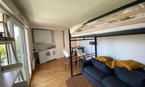 Beau studio spacieux et calme dans résidence de standing