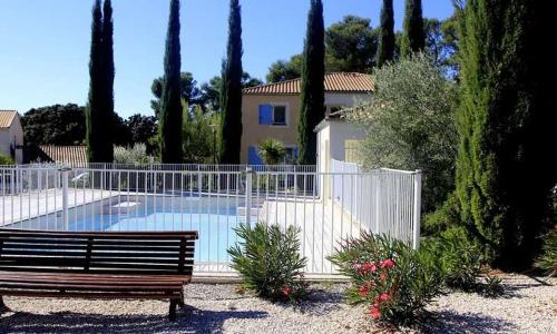 Maison calme + piscine + pinède + parking