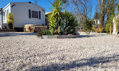 Mobil home, jacuzzi, vélos, barbecue et mer et plage à 300m