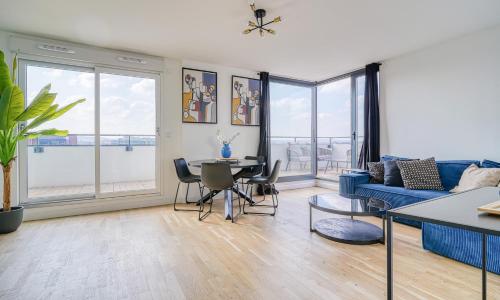 Grand appartement avec belle vue Paris
