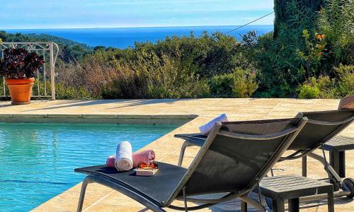 Villa Florentine Proche Bandol, piscine et vue mer