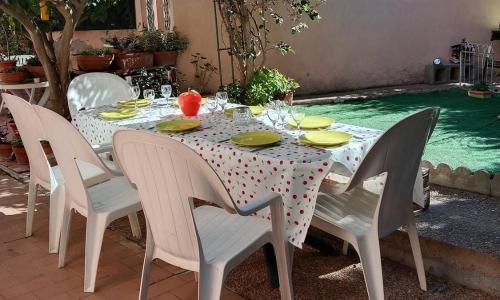 Maison pour 8 personnes Canet village 8STMA26 Quiet house in the village