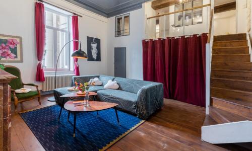 Le Théâtre - Appartement Spacieux, Central & Calme