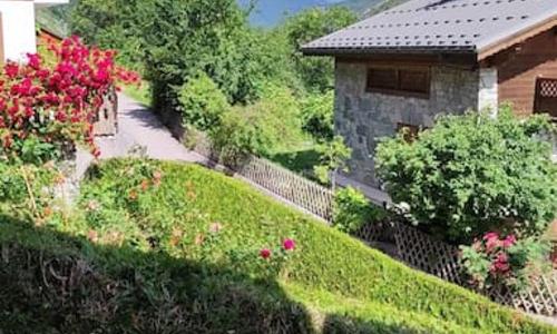 Belle maison traditionnelle - Les Chavonnes