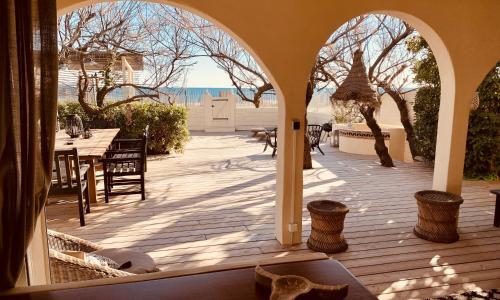 Mas Andalou Fabuleuse première ligne de mer, plage privative