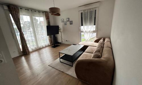 Great Flat Colombes ( near Paris and Saint Denis, Stade de France)