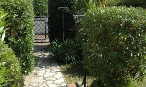 Maison familiale au calme climatisation, wifi et parking - 4BADA16