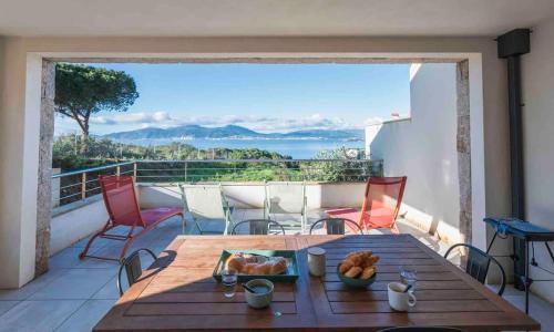 Superbe appartement vue mer dans résidence neuve