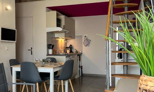 Appartement Saint-Cyprien, 3 pièces, 4 personnes - FR-1-753-16