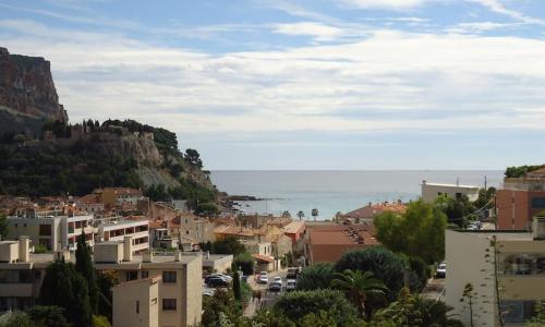 Cassis - Appartement T3 Climatisé et vue mer