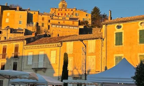 plein coeur de BANON