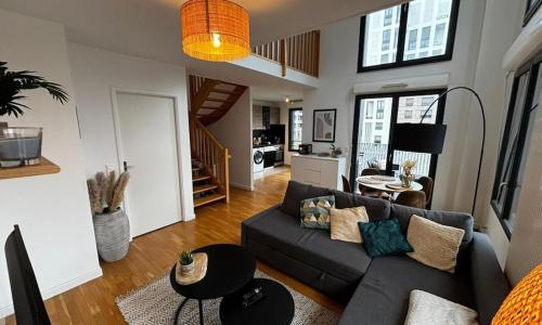 Grand appartement duplex lumineux - idéal JO 2024