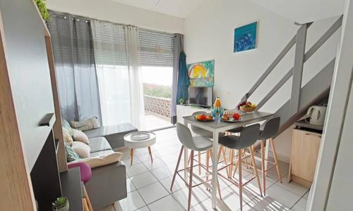 Appartement Fleury-Saint-Pierre-la-Mer, 3 pièces, 6 personnes - FR-1-492-54