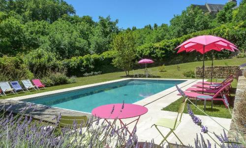 5 Bedroom Amazing Home In Salignac-eyvigues