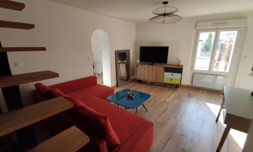 Maison refaite à neuf à 10min à pieds plages