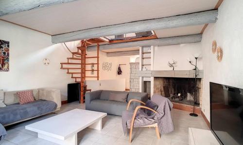 Le Temps Suspendu - Maison atypique avec terrasse