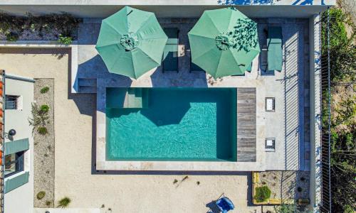 Le Mazet d'Ernestine - Piscine et Cheminée