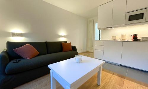 Courbevoie - Close to cityhall and la defense - Fully renovated