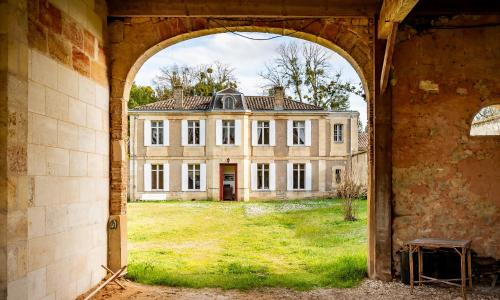 Sorbède - Charmante maison pour 13 personnes