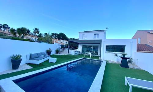 VILLA LAURANA HYERES 6 personnes Piscine chauffée