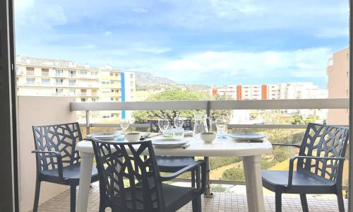 Appartement Le Lavandou, 1 pièce, 3 personnes - FR-1-251-420