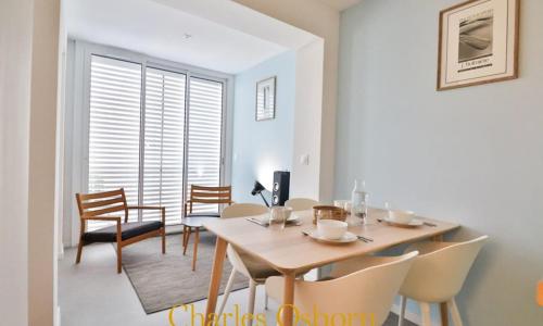 Tadacorbu - Apt Rénové 3*, Calme en Centre-Ville