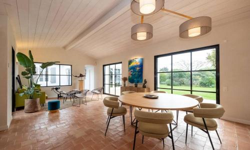 Maison galerie dans un jardin de 1200m2