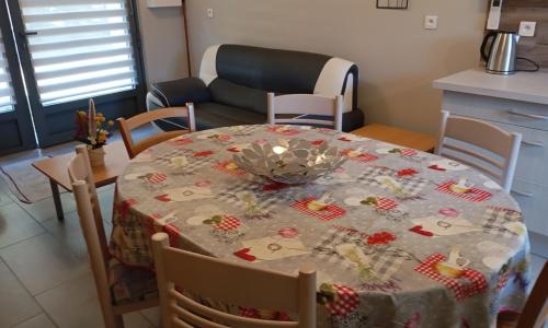 Gîte Saint-Benoît-sur-Loire, 3 pièces, 6 personnes - FR-1-590-426