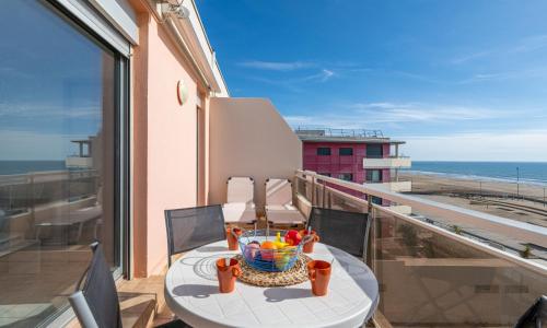 Apartment Les Terrasses du Levant by Interhome
