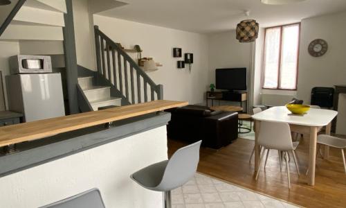 Maison au centre de Tanlay