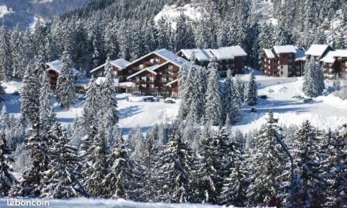 Studio au pied des pistes avec vue sur la montagne