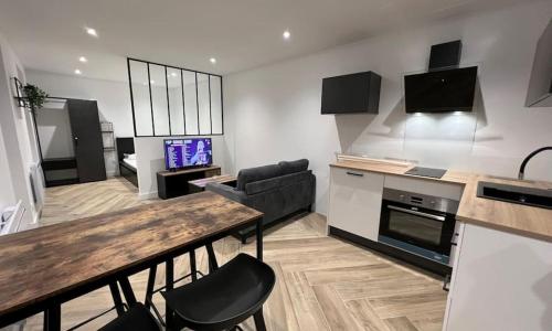 Le Superbe - Appartement Calme à Toulouse - Parking Privé - Proche Transport