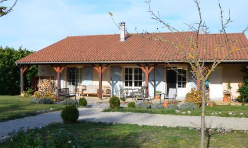 Luxury villa near the cute towns of Sarlat and Rocamadour