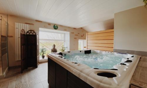 Gite de Saint Florent - Piscine & Spa