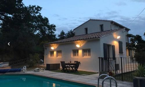 Maison indépendante au pied du Ventoux