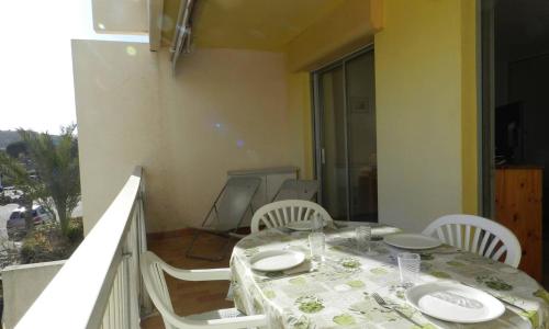 Appartement Le Lavandou, 2 pièces, 4 personnes - FR-1-251-710