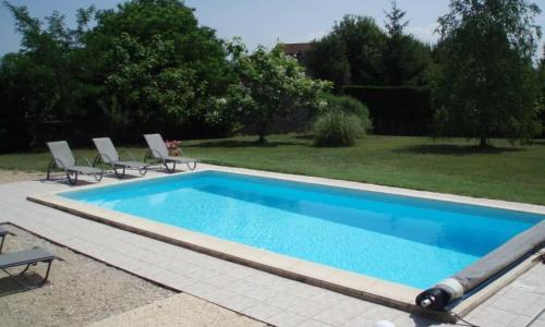 Villa de 3 chambres avec piscine privee jardin clos et wifi a Loubressac