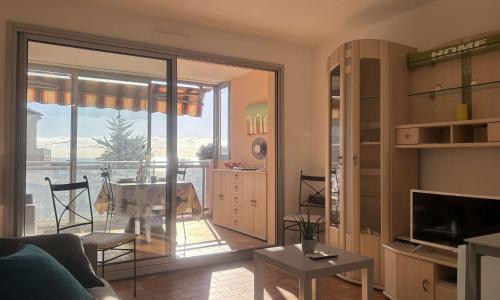 Appartement Golfe Juan, 1 pièce, 2 personnes - FR-1-252-62